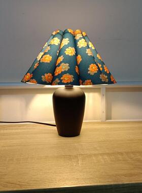 原木新中式巧复古百褶罩瓣夜台灯民装饰木艺术YCI房小间花床头宿