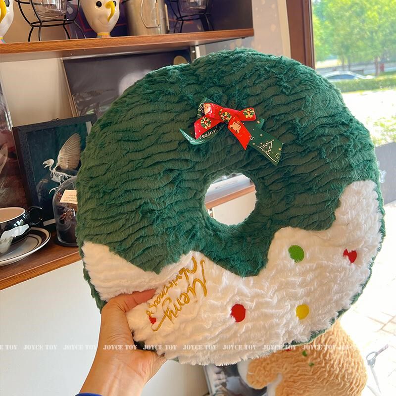 圣诞节姜饼人礼物老人装饰抱枕树玩偶客厅沙发毛绒玩具吸盘小挂件