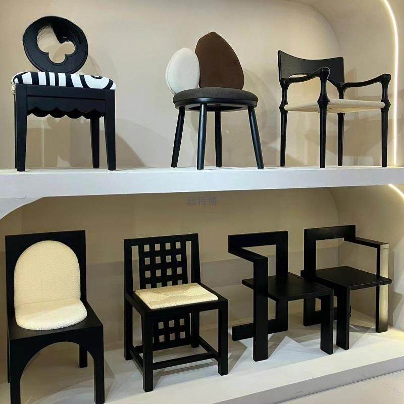 中古风餐桌椅子法式复古实木餐椅诧寂风家用设计师高颜值靠背凳子