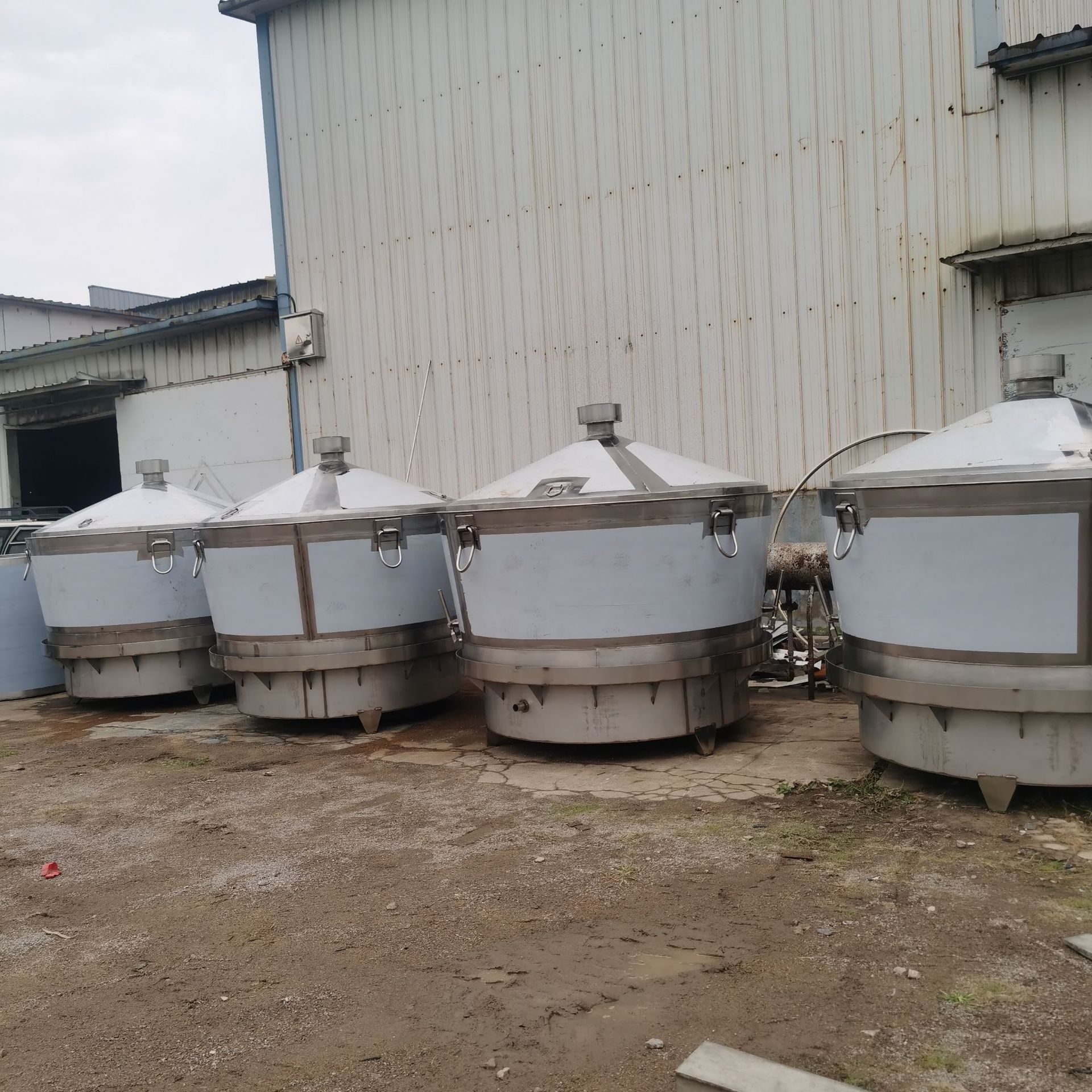山东恒鑫蒸馏设备304高粱酒蒸锅不锈钢 200斤粮食酒酿造设备