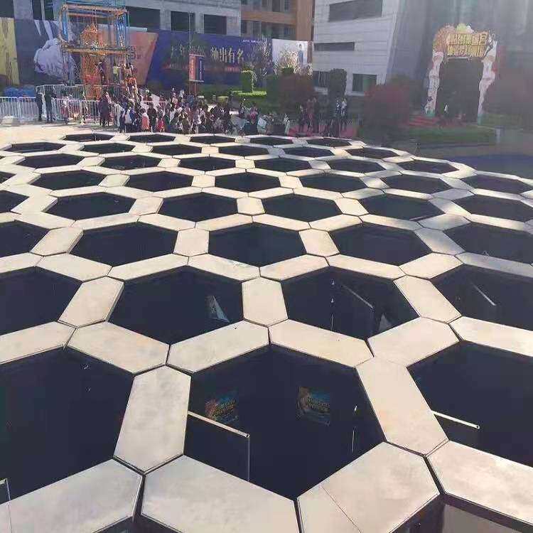 最强大脑户外大型游乐设备组合式迷宫探险娱乐网红蜂巢迷宫