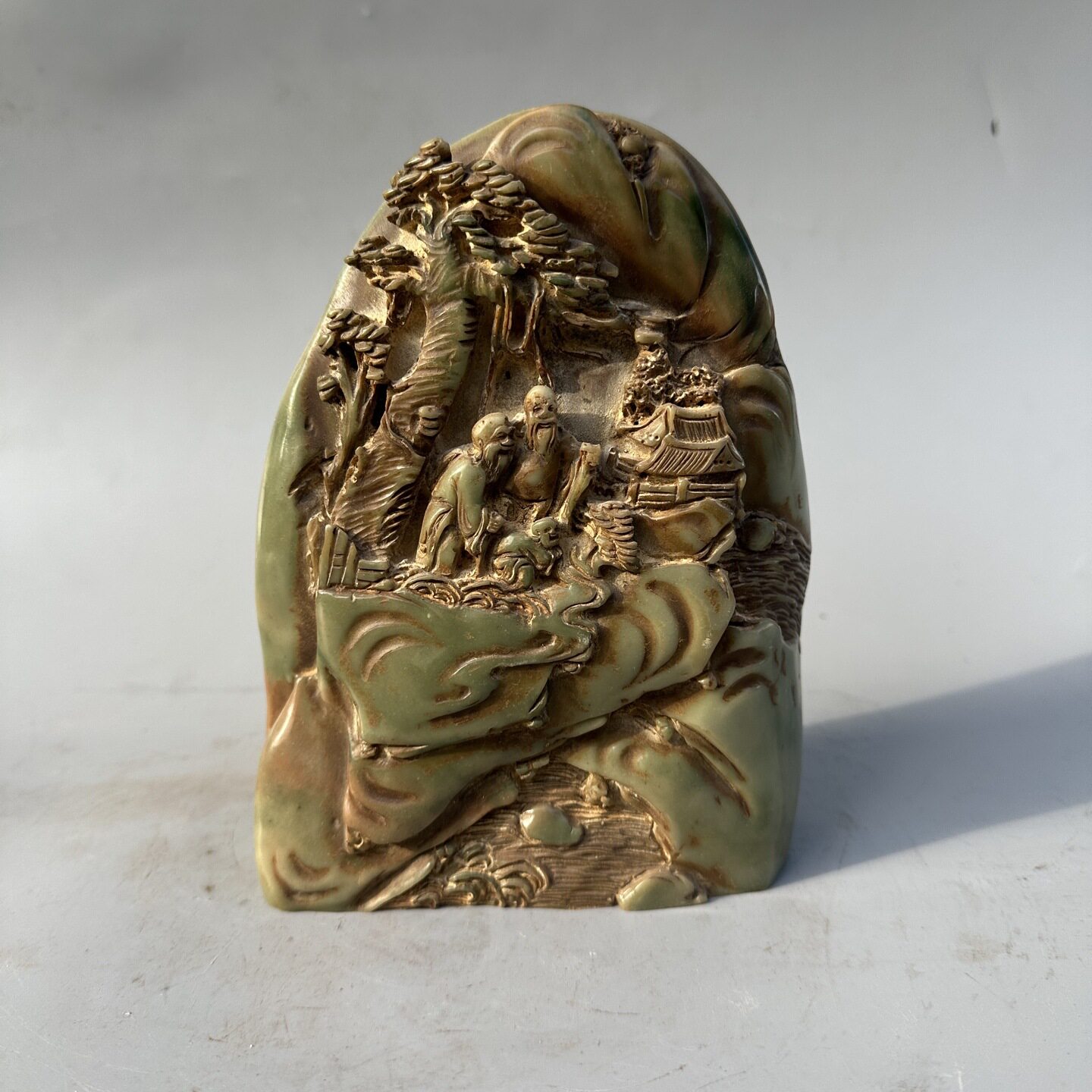 仿昆仑玉山子假山摆件 树脂仿古老人假山家居办公摆件工艺品