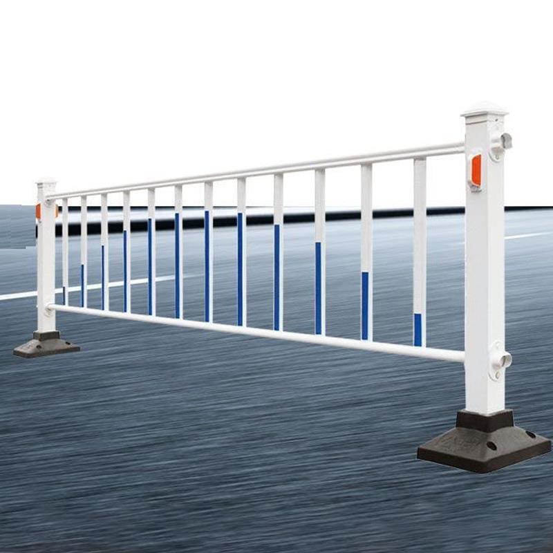 直销新款道路护栏城市道路安全护栏人车分流景观道路隔离栏杆