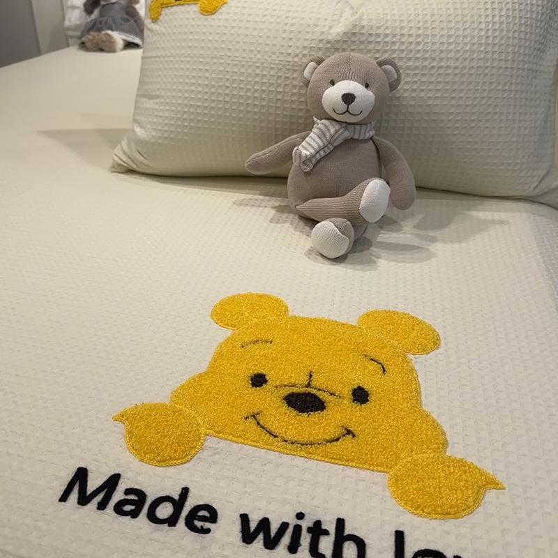 A类维尼熊毛巾绣华夫格