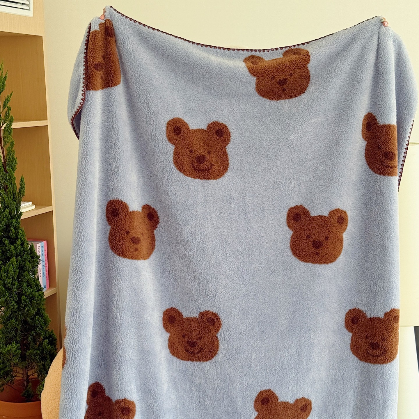 可爱小动物小清新毛毯子四季款宿舍沙发床贝壳边牛奶绒ins午睡毯