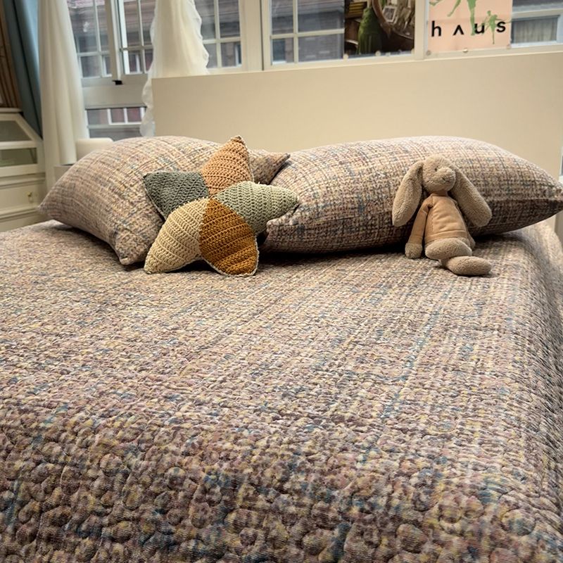 简约加厚保暖牛奶绒床盖单件