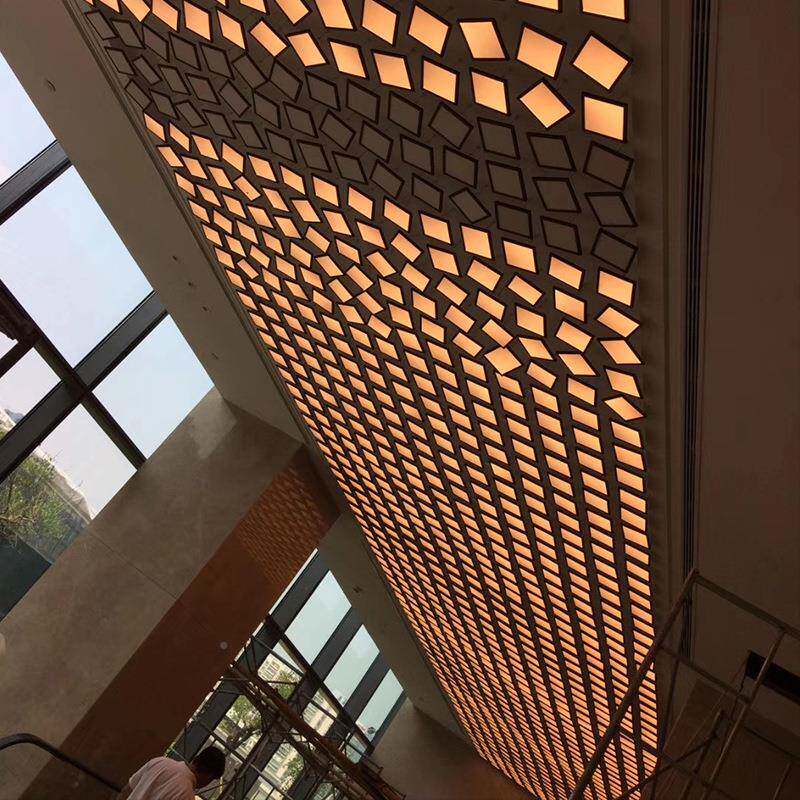 组非标工程灯具小平板合造型前售楼部材沐足城台造型SJ-0006铝led