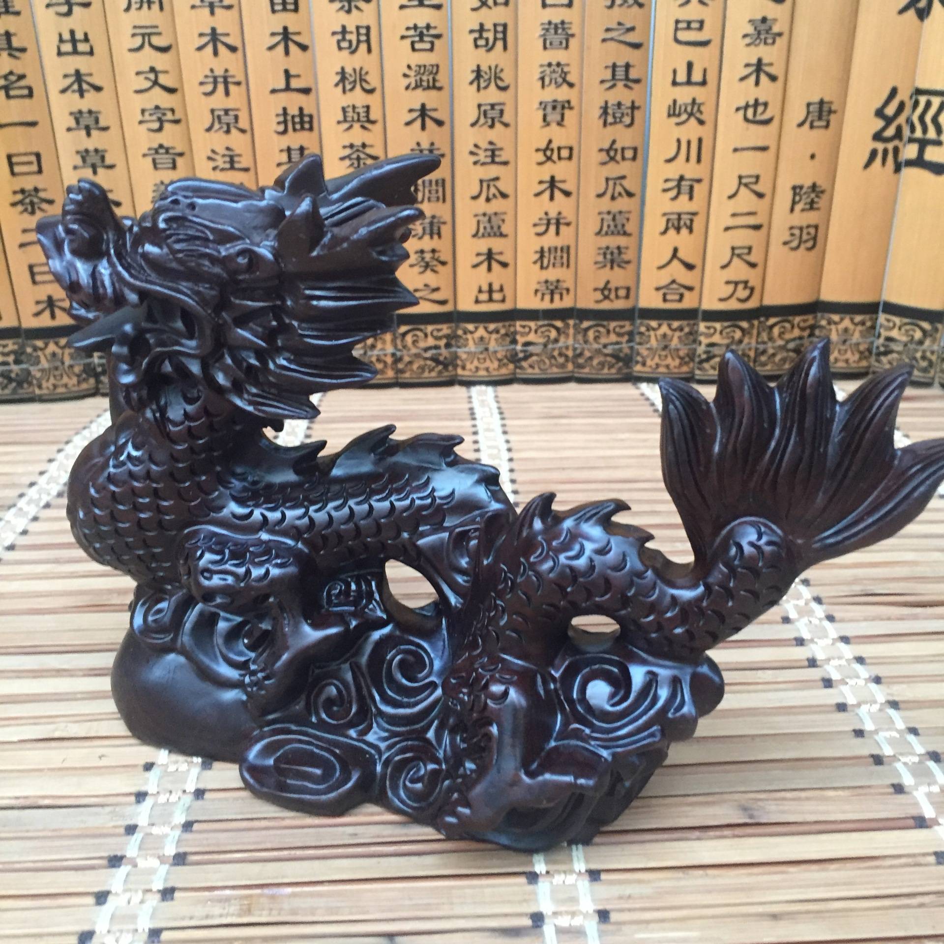 木雕龙摆件黑檀花梨实木雕刻神兽木质工艺品家居客厅摆饰厂家