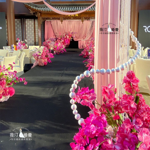 婚礼舞台背景墙挂饰白色圆球泡沫串美陈橱窗装饰婚庆布置新款道具