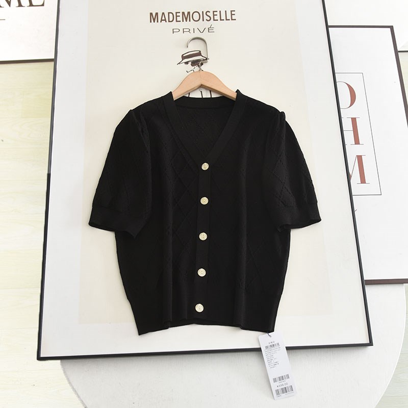 伊系の2024g夏季气质V领休闲百搭舒适黑色短袖冰丝针织衫T恤上衣