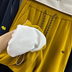 卫裤 秋冬加厚收脚运动 女2024新款 加绒黄色慵懒风宽E松直筒休闲裤