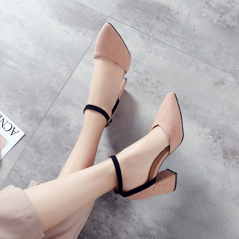 甜美简约浅口尖头粗跟少女凉鞋包头一字扣拼色宽胖脚大小码高跟鞋
