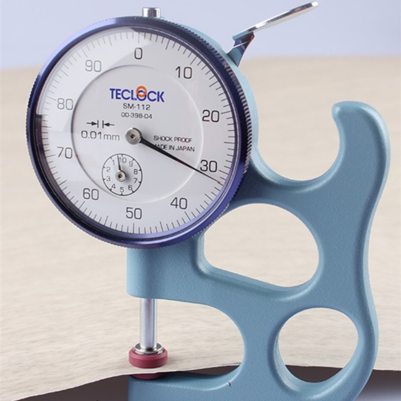 PVC自粘家具木板橱柜衣柜木门翻新木纹贴纸办公室酒店装修贴膜