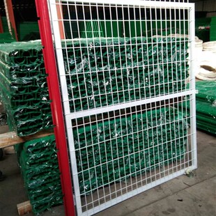 桃型柱护栏网隔离网门围栏防护网门隔断工厂设备铁丝网移动防护门