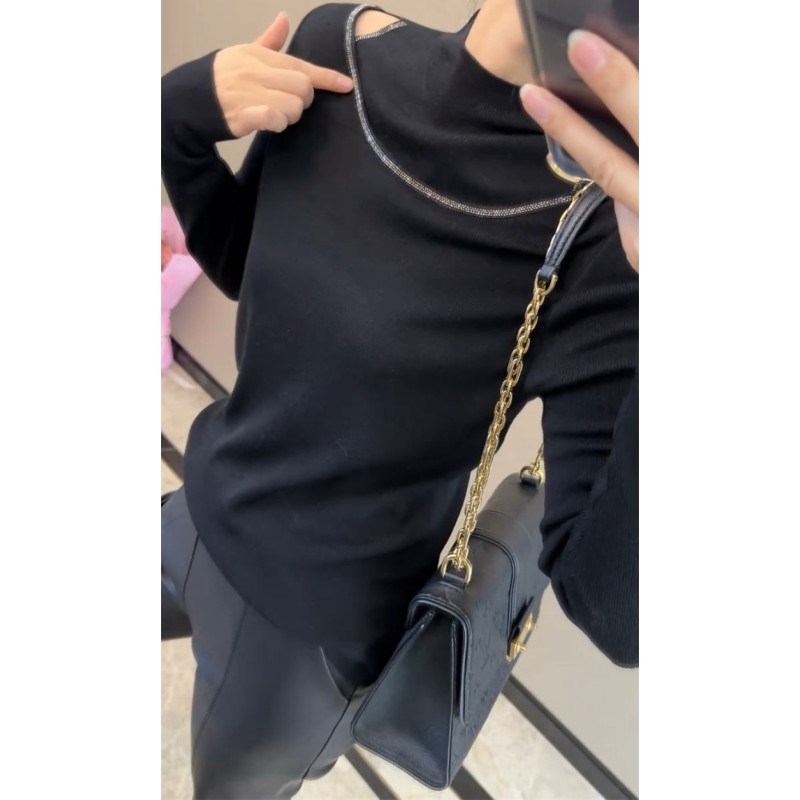 秋冬款设计d感镂空打底衫长袖女半高领烫钻内搭毛衣修身针织衫上