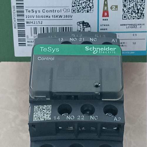 现货供应全新热卖交流接触器LC1D32M7CB7CF7CQ7CAC24V~380V