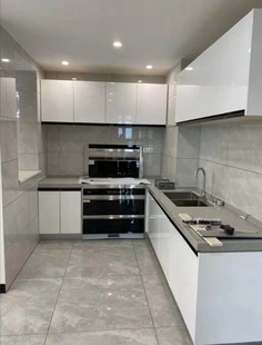 免漆高光衣柜橱柜一柜到顶门板实木多层生态电视背景护墙双饰面板