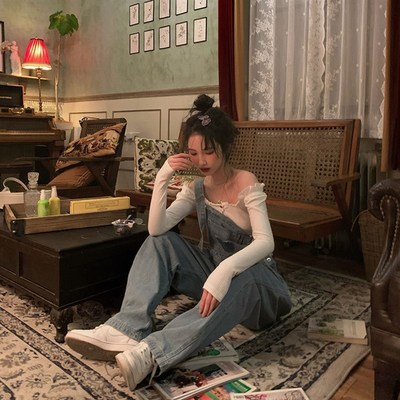 秋季新款学院风牛仔爱心背带裤女韩版宽松BF显瘦阔腿直筒连体长裤