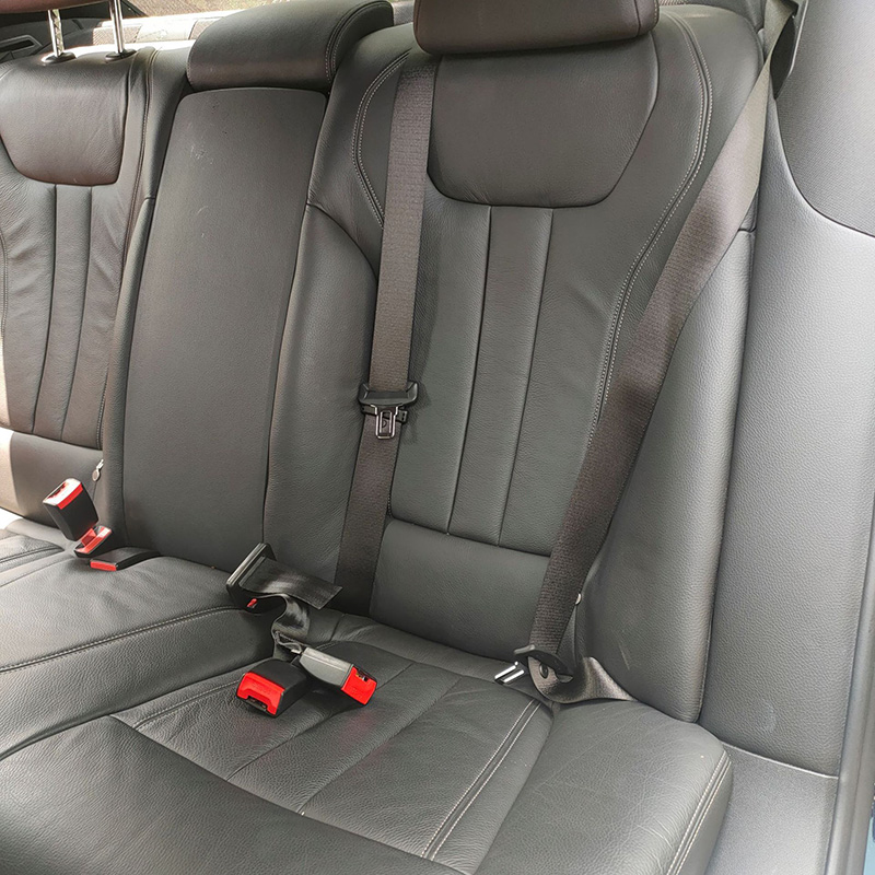 汽车安全带抠头插座底座一分二卡槽中后排座椅卡口改装延长一拖二