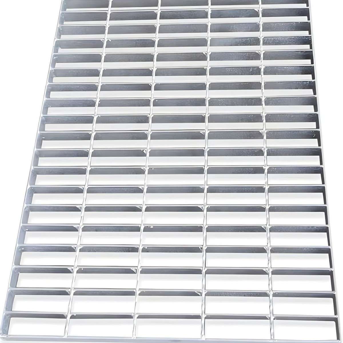 Load-bearing steel grille for parking lots