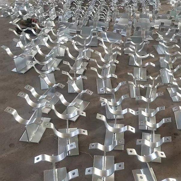 大型镀锌管托抱箍固定管托双螺栓管夹聚氨酯保冷滑动导向管托