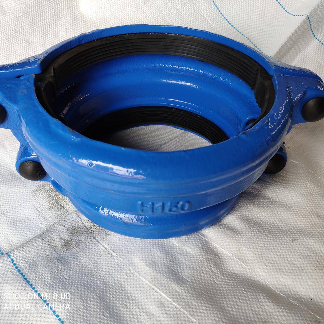 变径补漏器大小头承插口弯头三通接头焊缝堵漏专用哈夫节卡扣抱箍