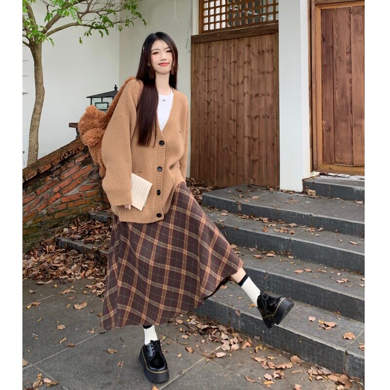 速发大码慵纹针织毛衣外套春季长袖格恤T懒半身裙三件套装