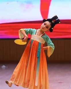 速发执镜古演出服儿童舞汉服古典童佣装 连衣裙汉唐舞蹈铜镜表演服