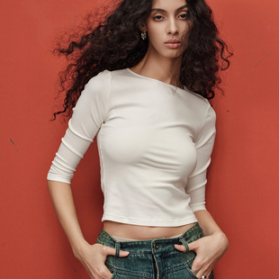 ANTIFORM背构 弹力棉纤圆领坑条T恤修身打底外穿七分袖上衣女初秋