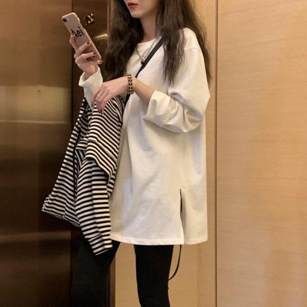 乌七七wu77店铺乌77简约好搭配白色T恤女韩版宽松开叉中长款上衣