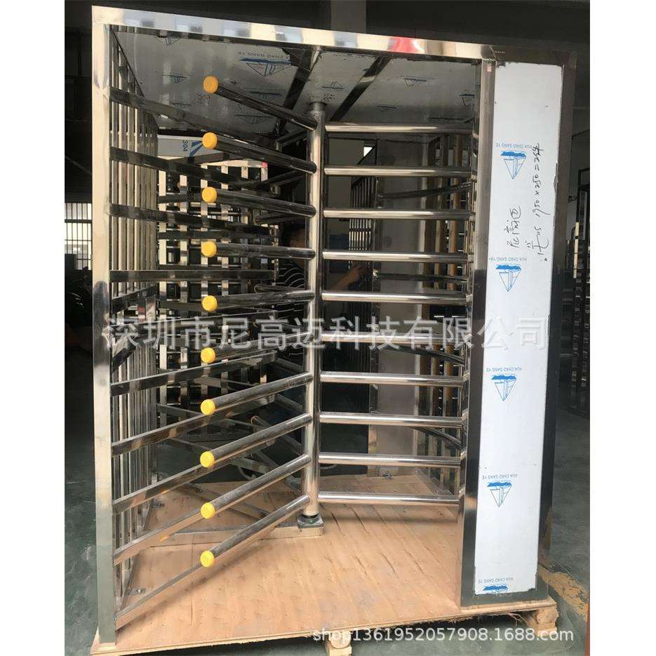 溆浦车站疏状单向门不锈钢成品旋转闸旅客出口通行导向栅栏滚动門