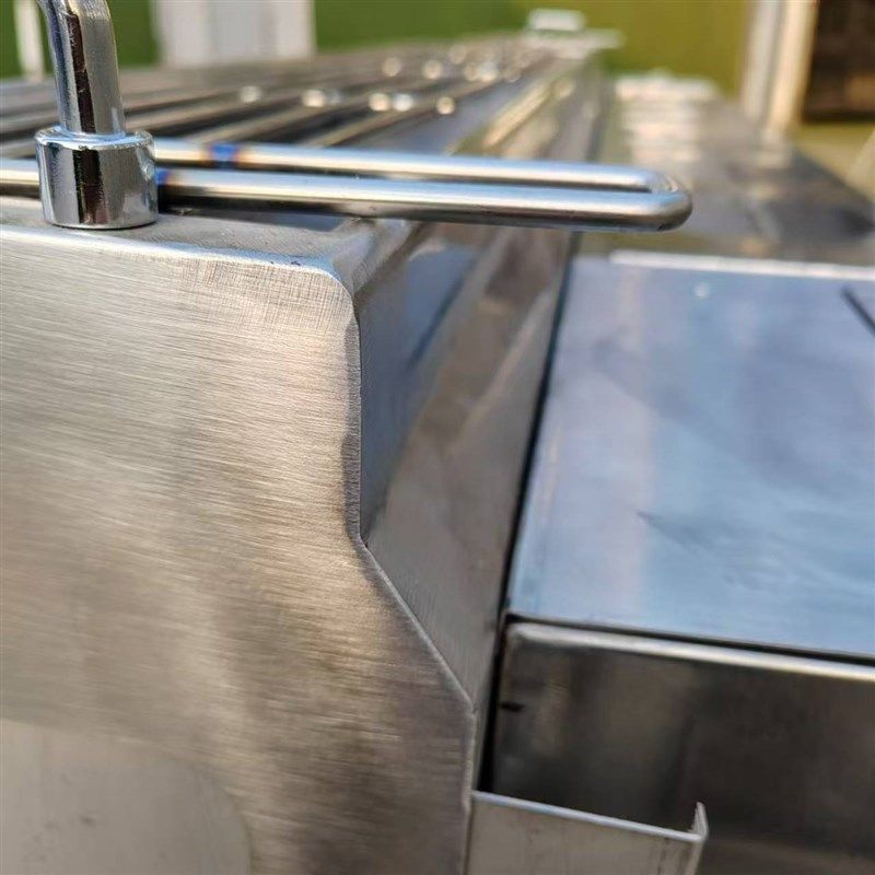 不锈钢包钢烧烤炉商用木炭加厚串炉户外摆摊夜市碳烤炉烧烤车烤架