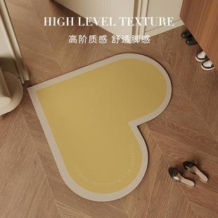 爱心地垫入户进门心形红色地毯家用门垫结婚卧室脚垫防滑皮革垫子