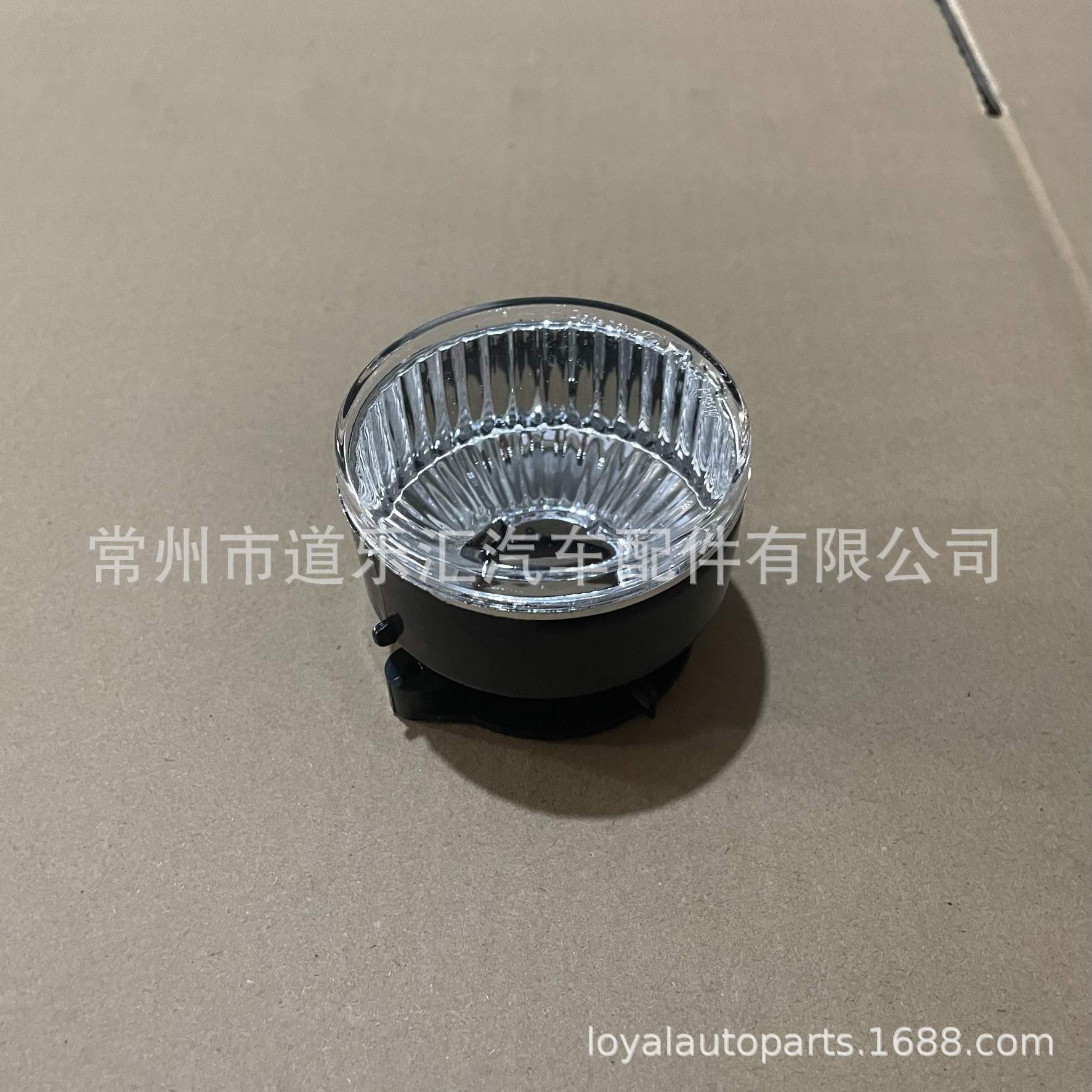 82449956 82449957  转向灯适用于沃尔沃卡车FMX500