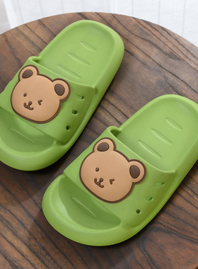 儿童拖鞋夏季男童女宝宝小学生居家洗澡防滑外出软底卡通小熊凉拖