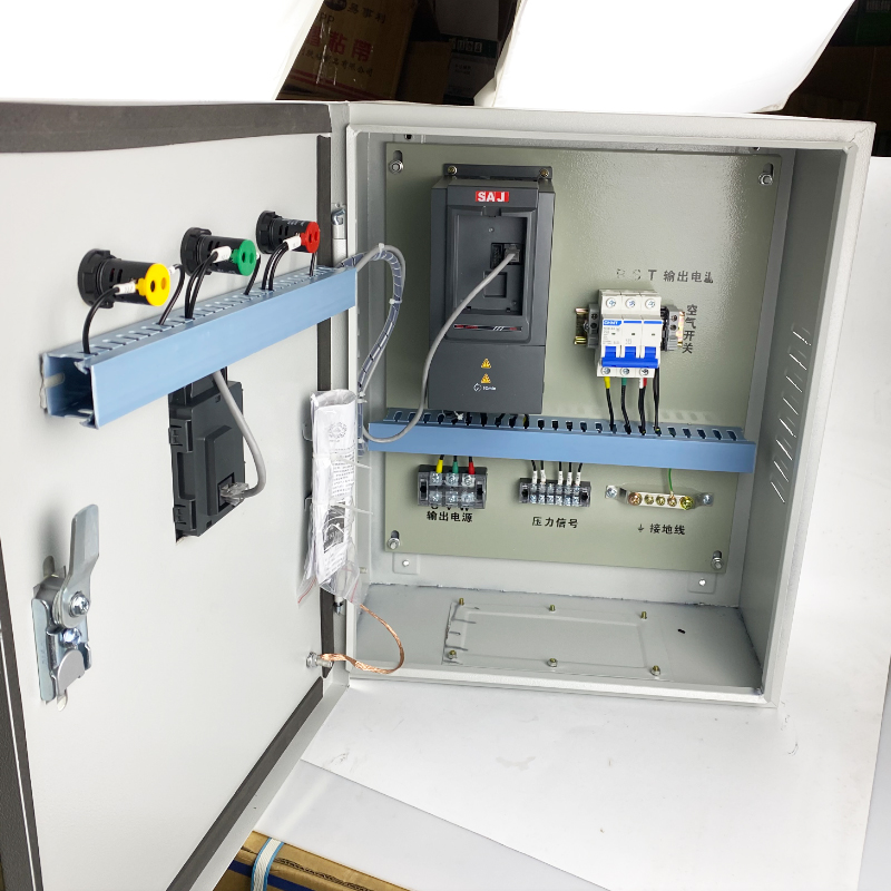 金龙2.2KW水泵恒压供水4KW7.5KW15KW深井泵专用智能全自动变频柜