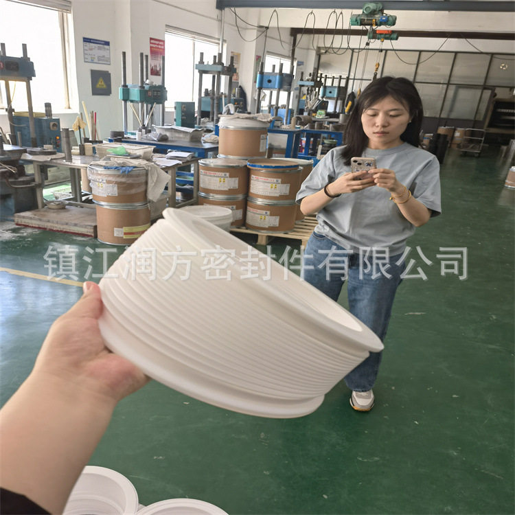 供应批量聚四氟乙烯波纹软管PTFE拉伸管道
