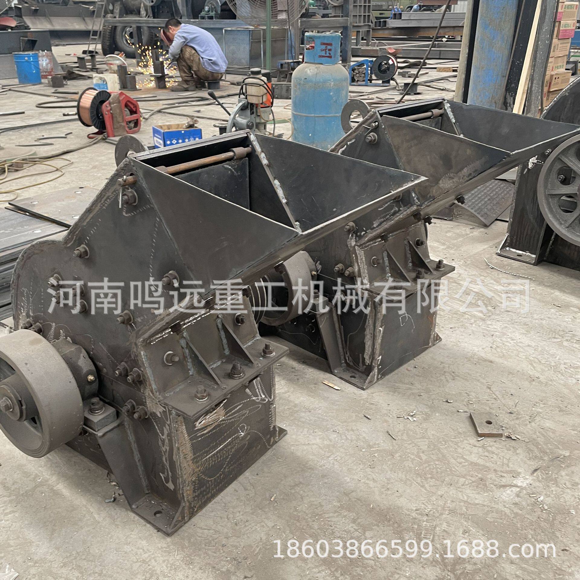 砖块粉碎机鹅卵石制砂机花岗岩锤破破碎机河卵石小型锤破机