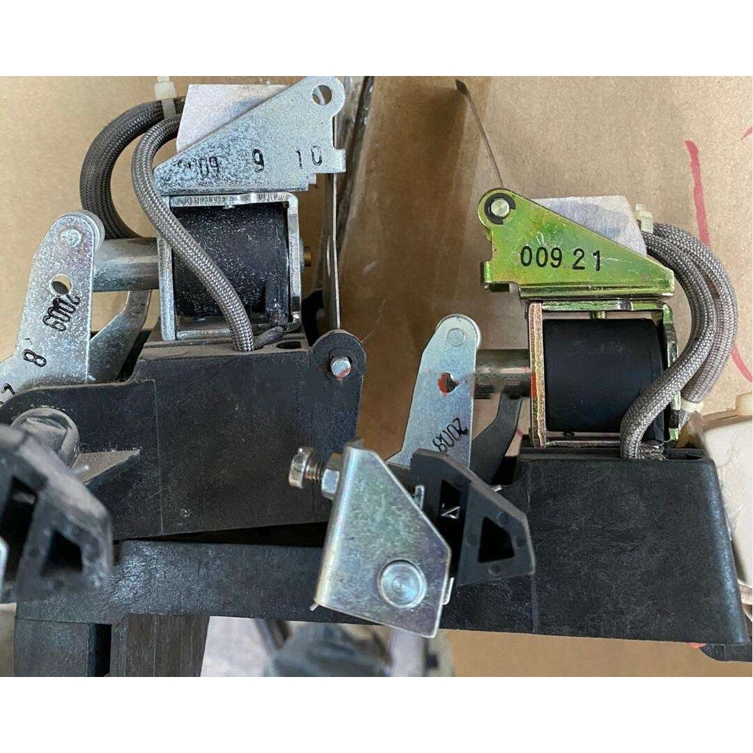 ABB F开关 F柜 GR.817 电压100-127V 分闸线圈 RC.1K.1500