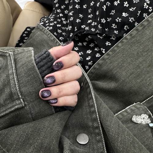 网红紫色猫眼纯手工穿戴甲2025年新款黑色短款显手白美甲贴片成品