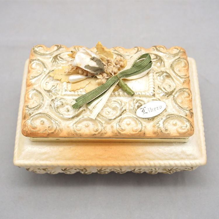 西洋古董收藏 手工制作陶瓷首饰盒 欧式复古小饰品收纳盒装饰摆件