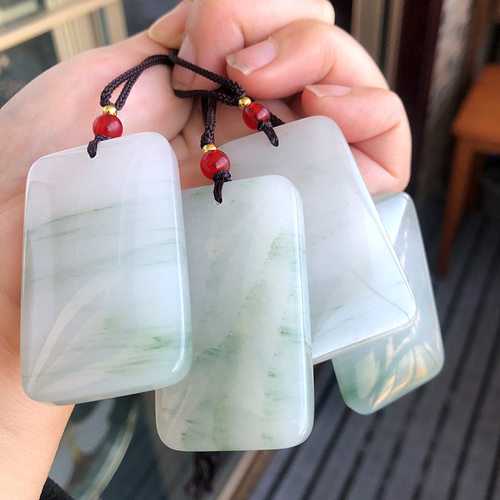 天然玉石平安无事吊坠