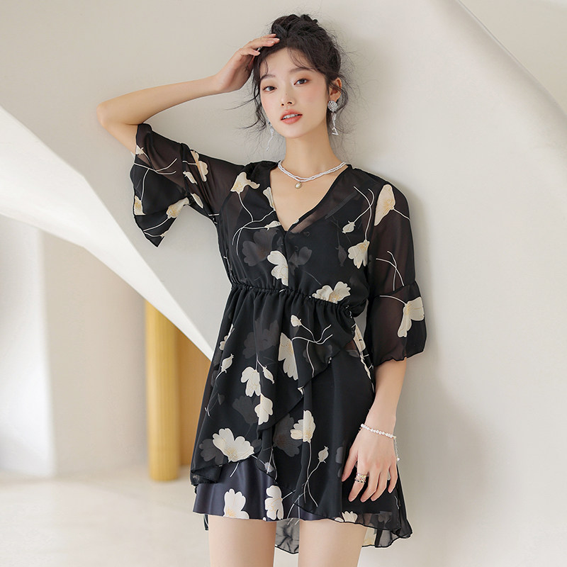 大码泳衣女性感大胸胖mm高腰遮肚显瘦罩衫温泉保守裙式分体三件套