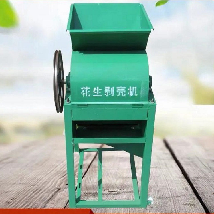 山东花生剥壳机厂家 现货1000型汽油果仁破损率低花生扒皮去壳机图片