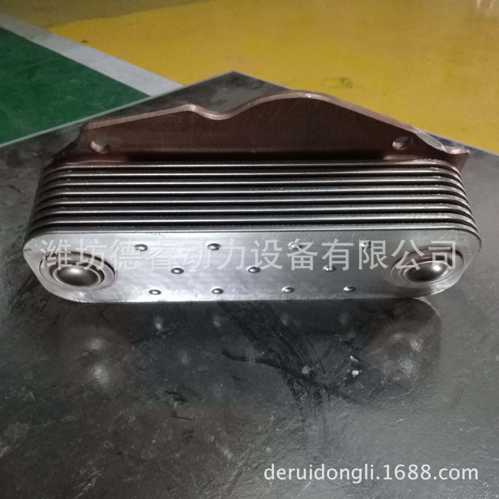 WD615/WP10发动机机油冷却器