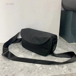 女包包2021夏品休闲包女牛津布料单肩马鞍包尼龙大容量韩版 斜背包