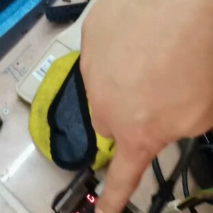 安川  SGD7S一2R8A00A002   400w