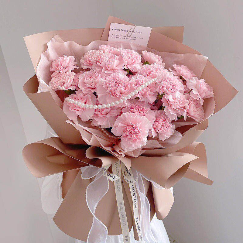 速发康乃馨百合花束送长辈妈妈生日速递同城配深圳北京武汉全国店