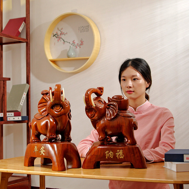 花梨木雕大象一对平安纳福摆件