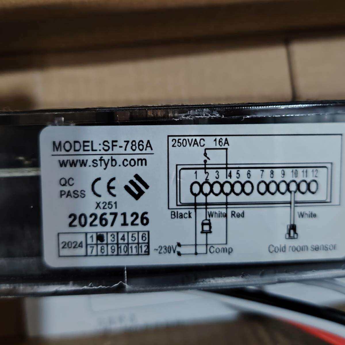 j8星星温度控制器温控显示电子温控仪冰箱冷柜雪柜冷柜SF6Ag3